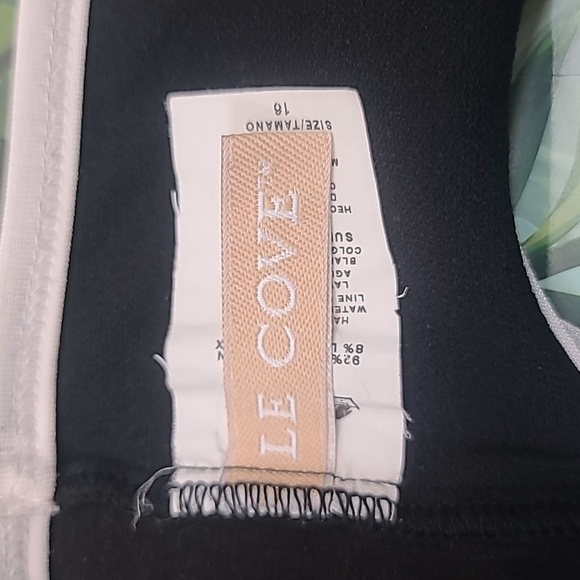 Le Cove 8% spandex black and white swim bottom - Picture 5 of 6